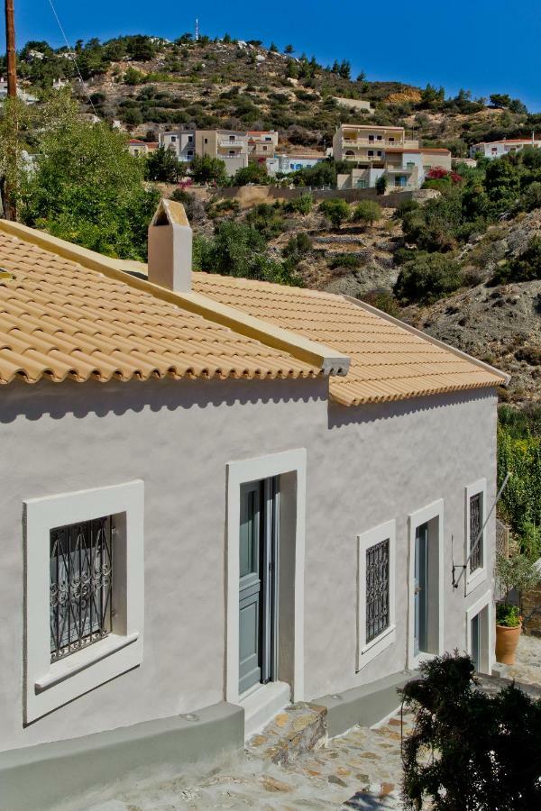 Casa Metropolis Villa Aperion Exterior photo